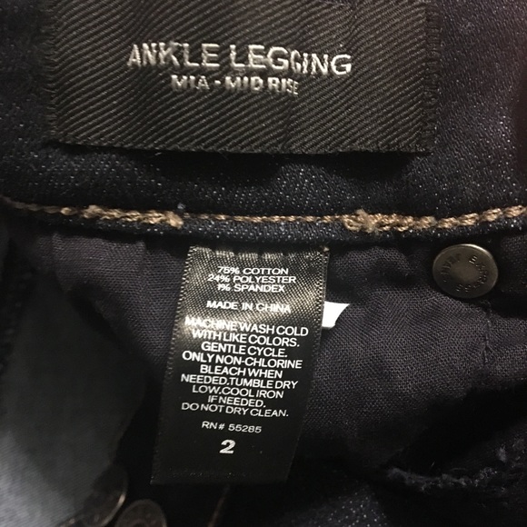 Like New Express Jeans - Picture 4 of 4